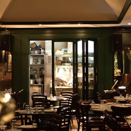Готель The Wellington - Breakfast Included, Near O2 Academy & Centre Бірмінгем